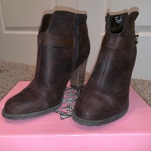 brown suede booties